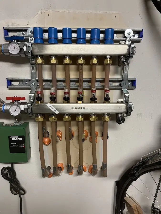 Plumber performing Leak Detection at a residential property in South Highpoint